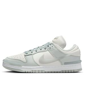 Nike(WMNS) Nike Dunk Low Twist 'Light Silver 9.5